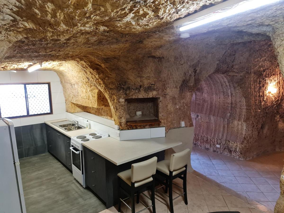 Underwood Court Fresh Dugout- Hosted By Coober Pedy Accommodations Eksteriør billede