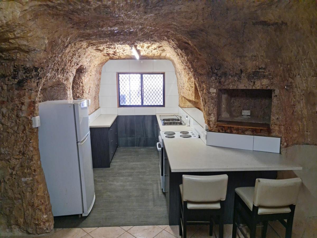 Underwood Court Fresh Dugout- Hosted By Coober Pedy Accommodations Eksteriør billede